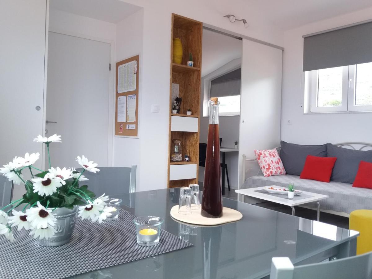 Apartman Luka Kastela Exterior photo