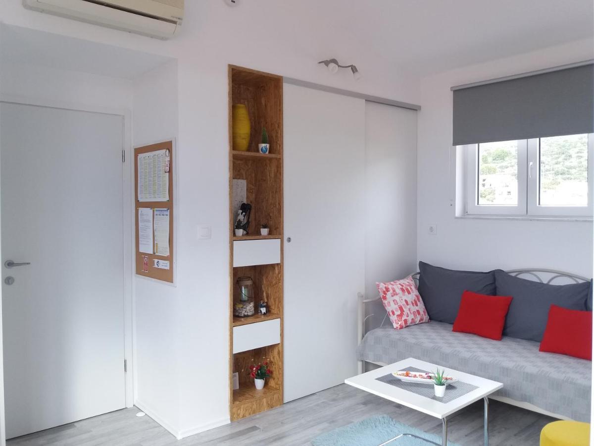 Apartman Luka Kastela Exterior photo