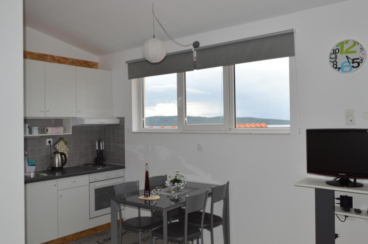 Apartman Luka Kastela Exterior photo