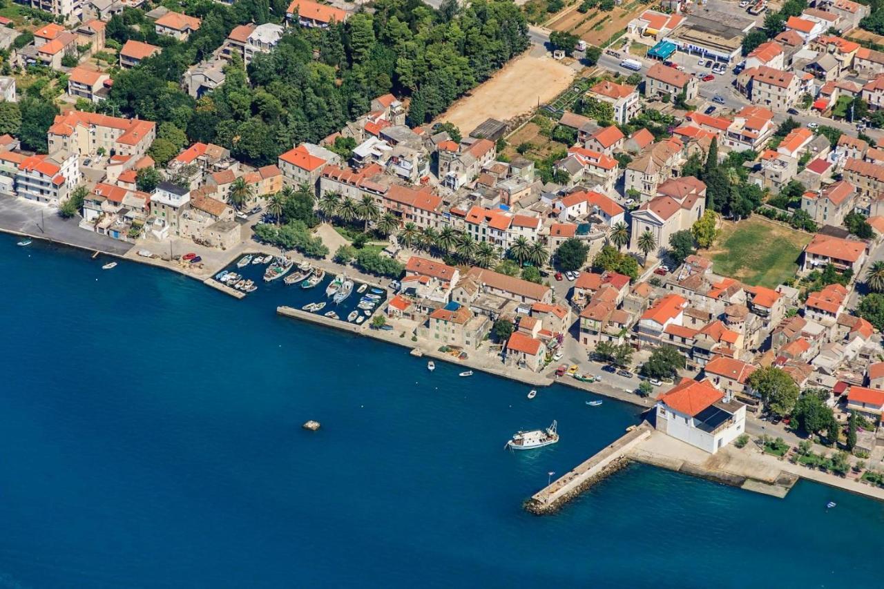 Apartman Luka Kastela Exterior photo
